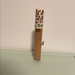 Gucci longwear Concealer full size #38n